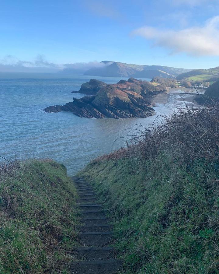 Ocean Backpackers Self-Catering Hostel Ilfracombe Esterno foto