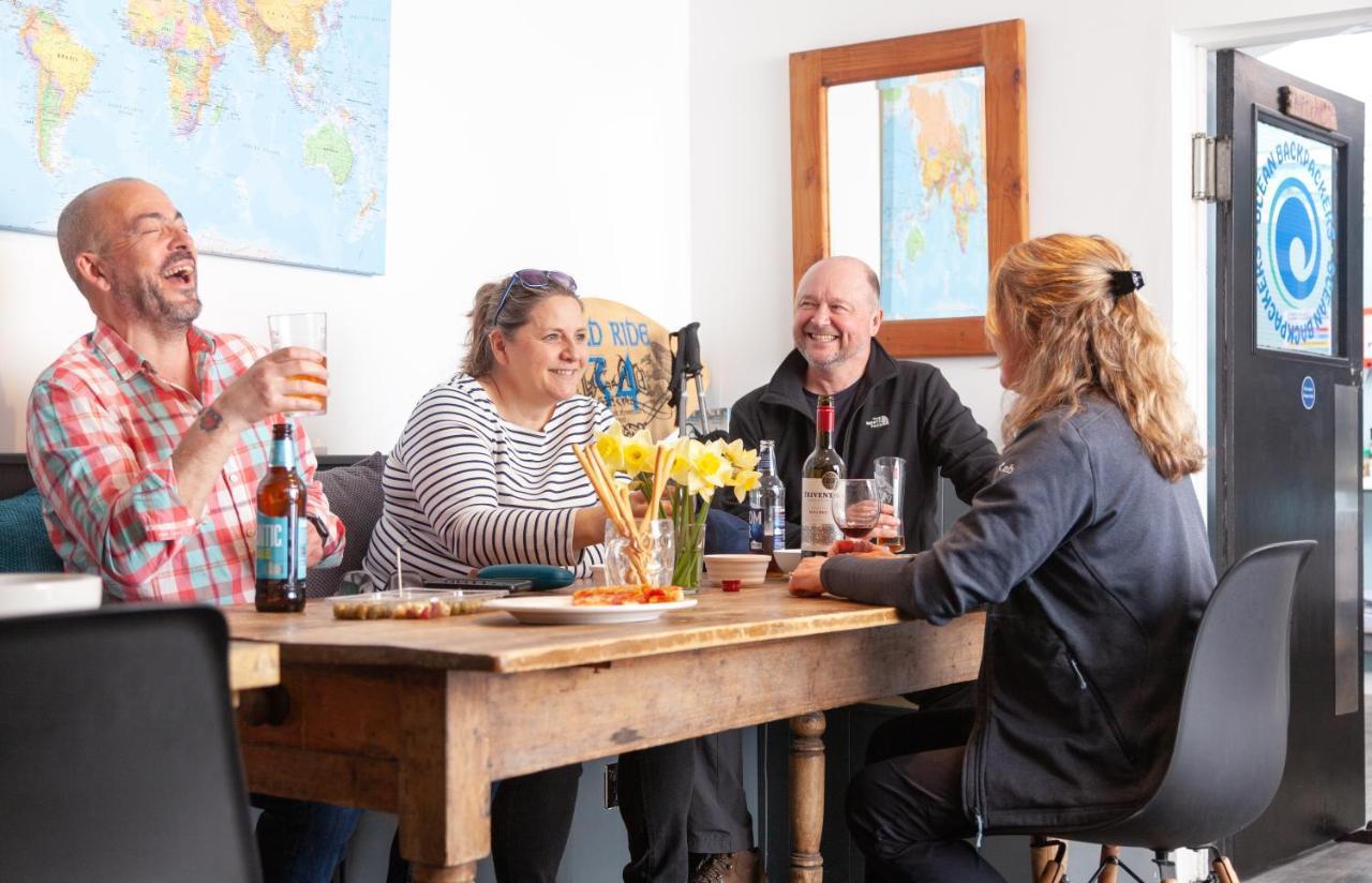 Ocean Backpackers Self-Catering Hostel Ilfracombe Esterno foto
