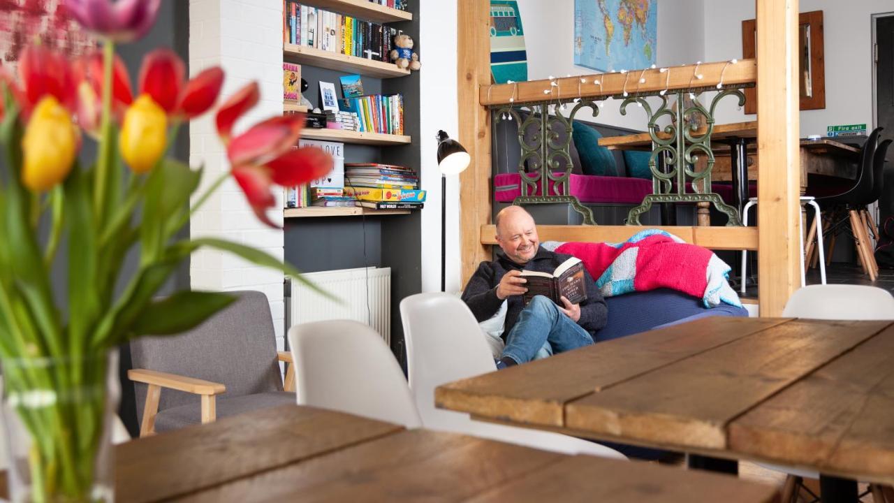 Ocean Backpackers Self-Catering Hostel Ilfracombe Esterno foto
