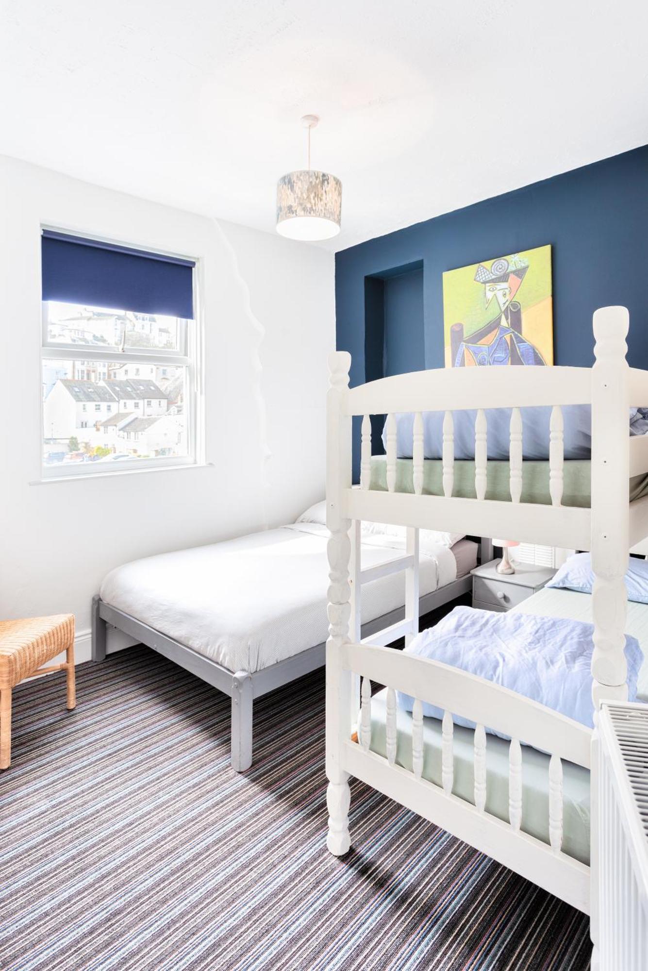 Ocean Backpackers Self-Catering Hostel Ilfracombe Esterno foto